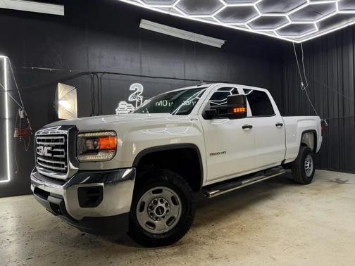 Summit White 2017 GMC Sierra 2500 Base