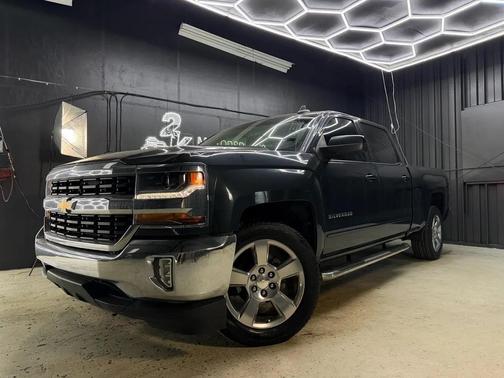 Graphite Metallic 2018 Chevrolet Silverado 1500 1LT