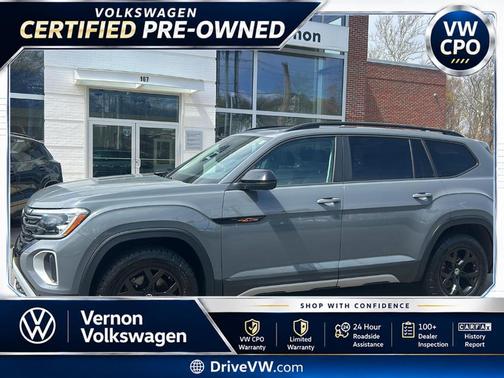 Pure Gray 2024 Volkswagen Atlas 2.0T Peak Edition SE w/Technology