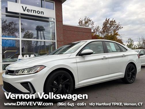 2025 Volkswagen Jetta 1.5T SE