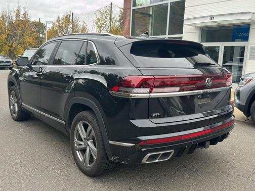 2024 Volkswagen Atlas Cross Sport 2.0T SEL R-Line