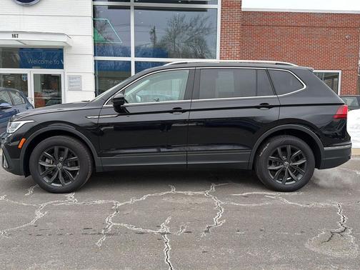 2024 Volkswagen Tiguan 2.0T SE