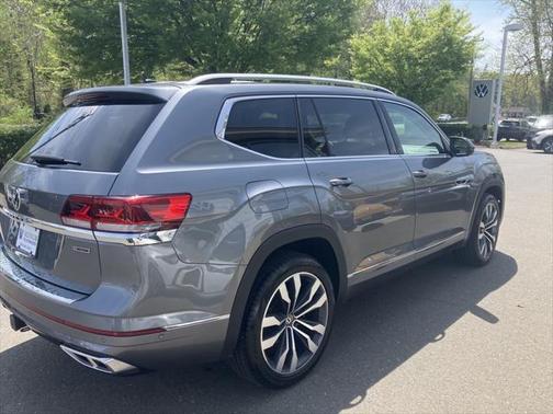 2022 Volkswagen Atlas 3.6L SEL Premium