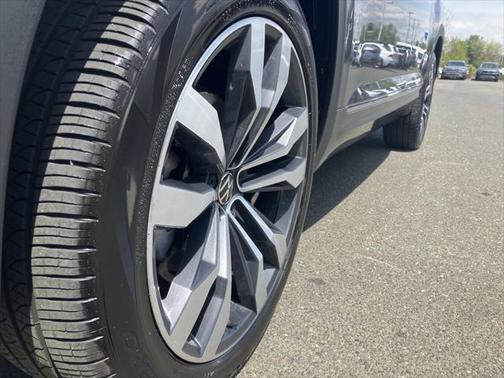 2022 Volkswagen Atlas 3.6L SEL Premium