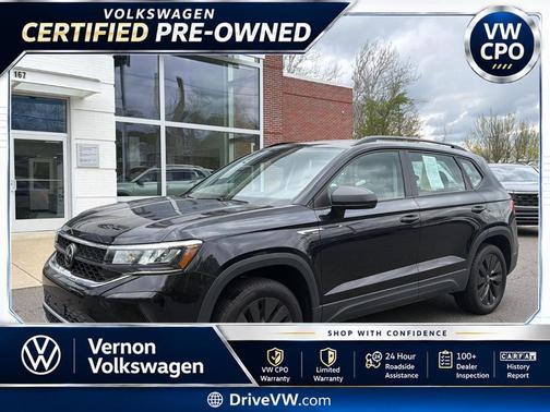 Deep Black Pearl Effect 2024 Volkswagen Taos 1.5T S