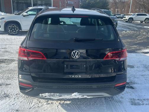 2024 Volkswagen Taos 1.5T S