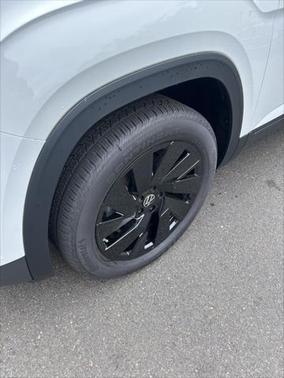 2025 Volkswagen Atlas 2.0T SE w/Technology 4MOTION