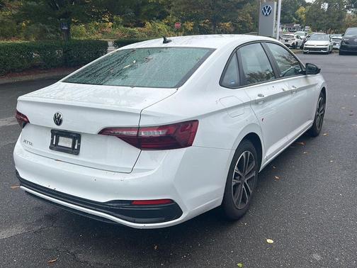 2024 Volkswagen Jetta 1.5T Sport