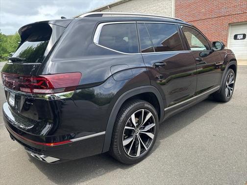 2025 Volkswagen Atlas 2.0T SEL Premium R-Line 4MOTION