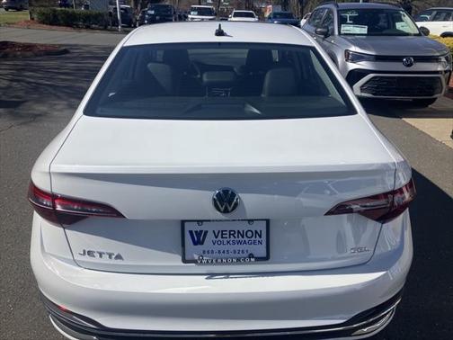 2024 Volkswagen Jetta 1.5T SEL