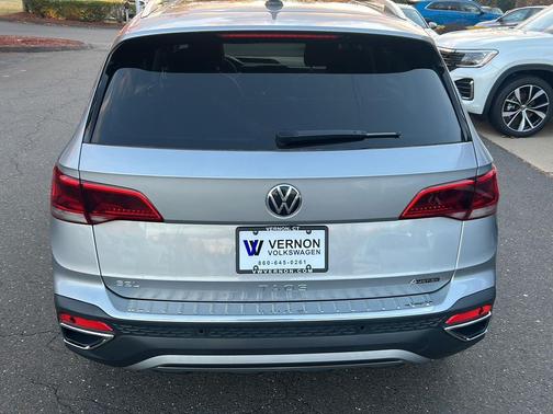 2023 Volkswagen Taos 1.5T SEL
