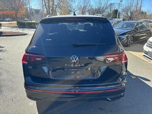 2024 Volkswagen Tiguan 2.0T SE R-Line Black