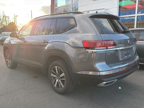 2023 Volkswagen Atlas 2.0T SE