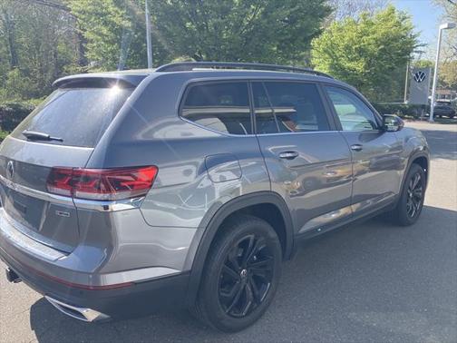 2022 Volkswagen Atlas 3.6L SE w/Technology
