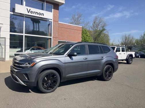 2022 Volkswagen Atlas 3.6L SE w/Technology