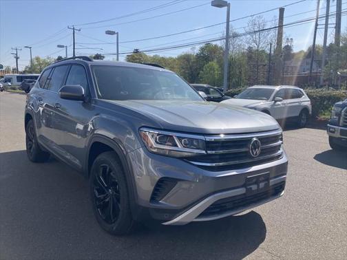 2022 Volkswagen Atlas 3.6L SE w/Technology