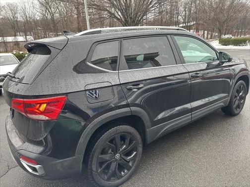 2024 Volkswagen Taos 1.5T SE