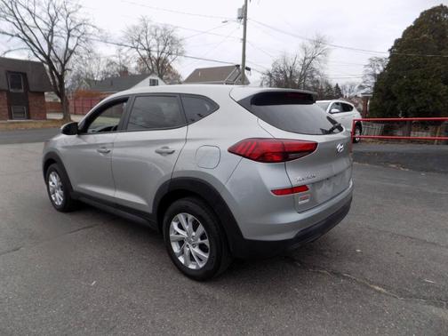 2020 Hyundai TUCSON SE