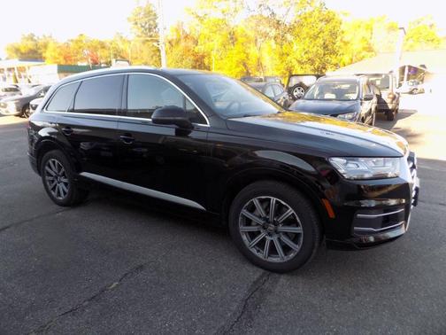 2019 Audi Q7 55 Premium Plus