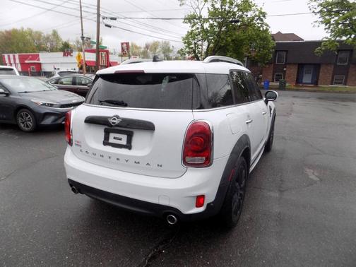 Light White 2020 MINI Countryman Cooper S