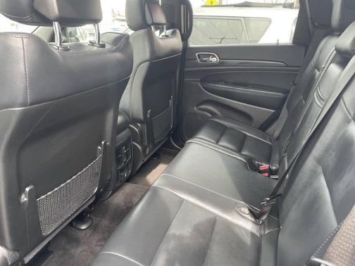 2019 Jeep Grand Cherokee Upland