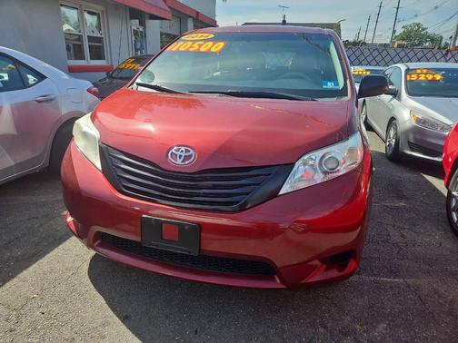 2014 Toyota Sienna L