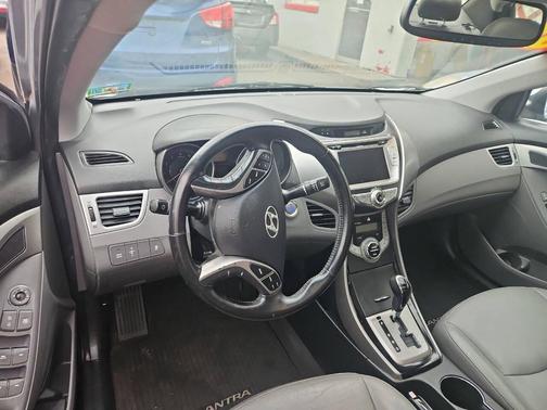 2013 Hyundai ELANTRA Limited