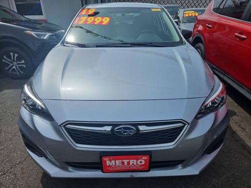 2019 Subaru Impreza 2.0i