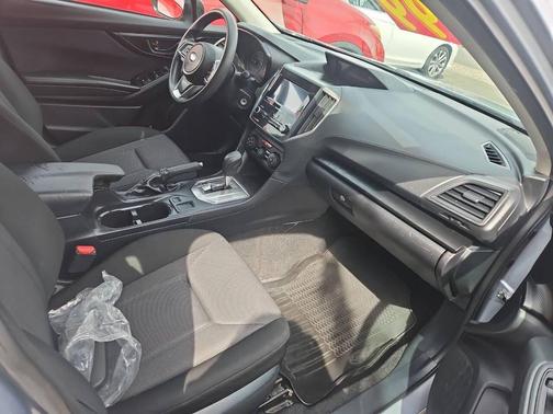 2019 Subaru Impreza 2.0i