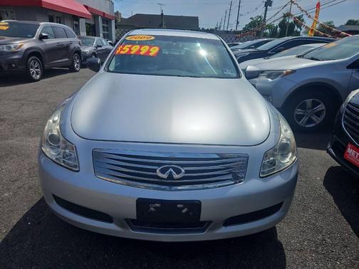 Liquid Platinum 2009 INFINITI G37x Base
