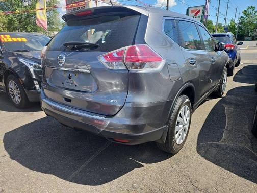 Gray 2015 Nissan Rogue S