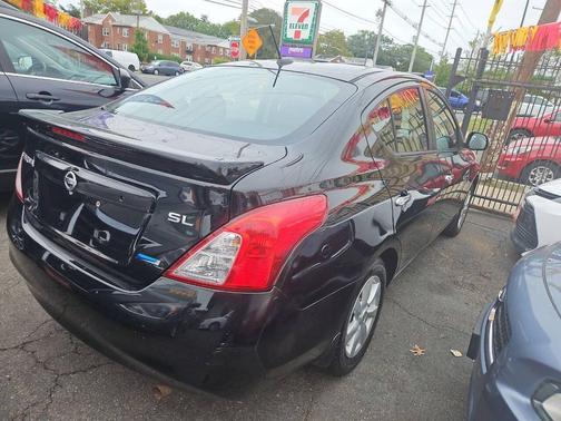 2013 Nissan Versa 1.6 SL