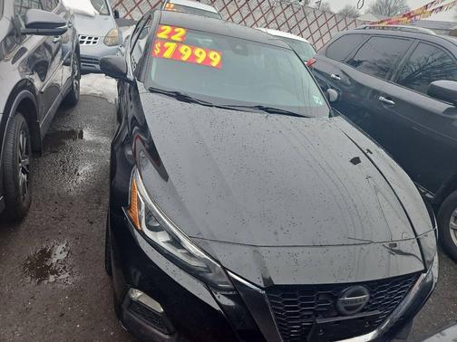 2022 Nissan Altima 2.5 SV