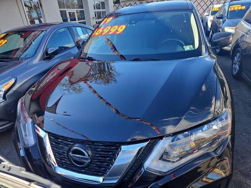 2019 Nissan Rogue S
