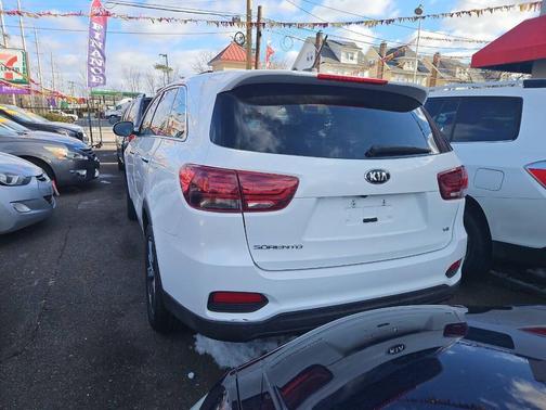 2020 Kia Sorento LX