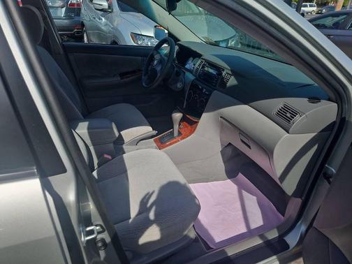 2003 Toyota Corolla LE