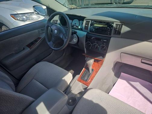 2003 Toyota Corolla LE