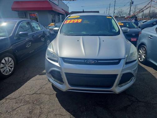 2015 Ford Escape SE