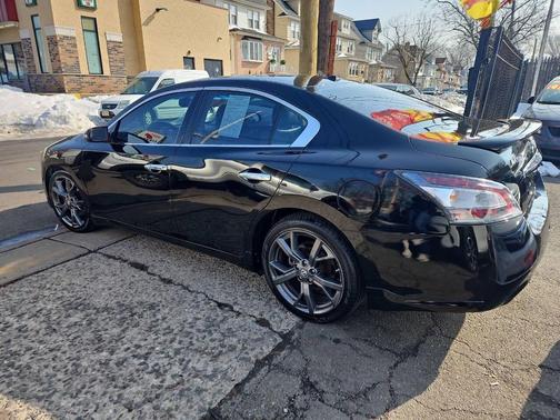 2014 Nissan Maxima SV