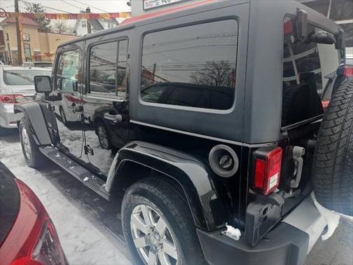 2012 Jeep Wrangler Unlimited Sahara