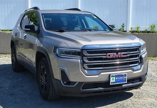 2022 GMC Acadia AWD AT4