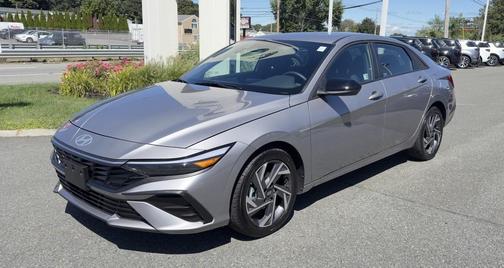 2025 Hyundai ELANTRA Sport