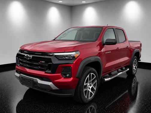 Radiant Red Tintcoat 2024 Chevrolet Colorado Z71