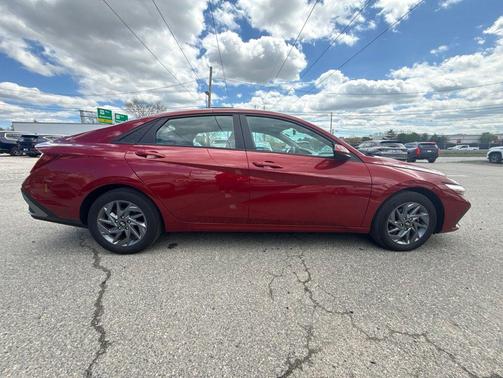 Ultimate Red 2024 Hyundai ELANTRA SEL