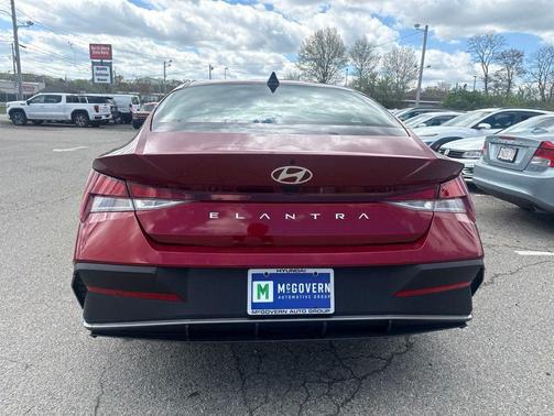 Ultimate Red 2024 Hyundai ELANTRA SEL