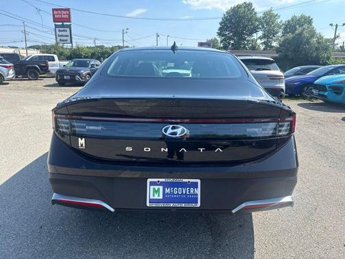 Carbon Blue 2025 Hyundai SONATA SE