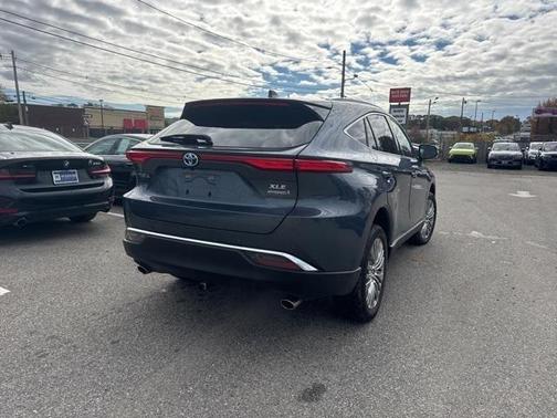 2022 Toyota Venza XLE