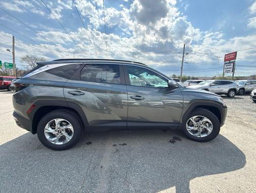 Amazon Gray 2023 Hyundai TUCSON SEL