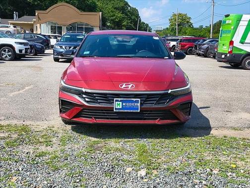 2025 Hyundai ELANTRA Sport