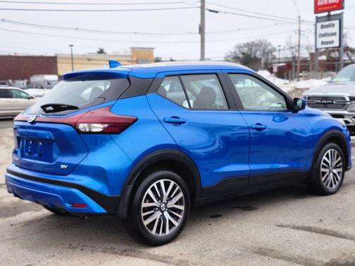 Electric Blue Metallic 2021 Nissan Kicks SV